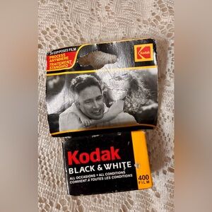 Kodak Black And White Film 35 mm 24 Exposures ISO 400/27